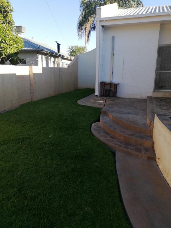 5 Bedroom Property for Sale in Kakamas Northern Cape